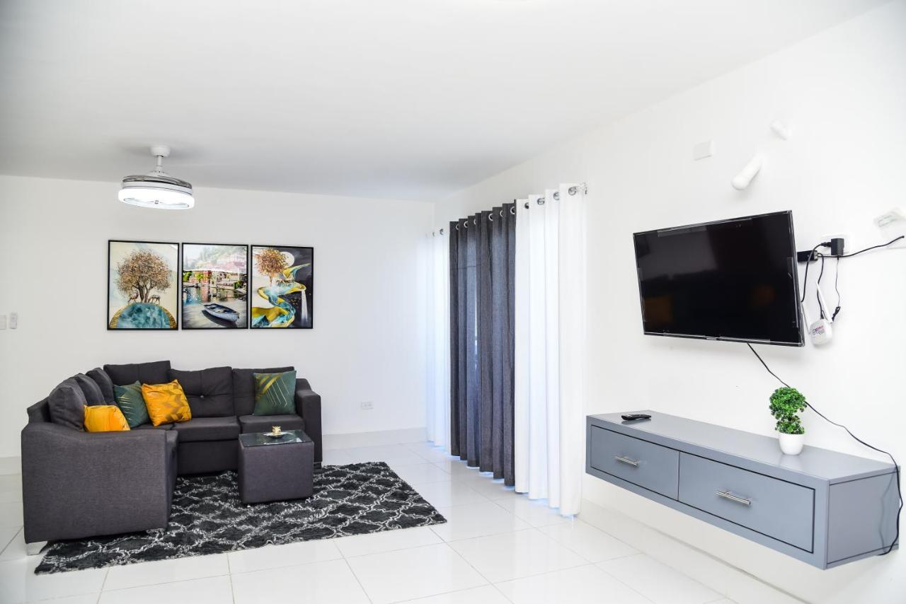 Torre Real VI Apartment ซานติอาโก เด ลอสกาบาเญโรส ภายนอก รูปภาพ